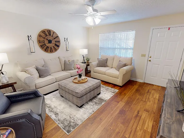 Aspen Village Apartment Homes — Photo 11