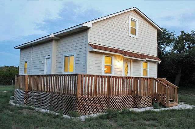 1st image of 496 Aspen Ct