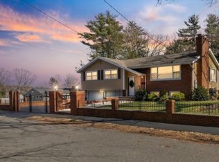 17 Athens Dr, Saugus, MA 01906