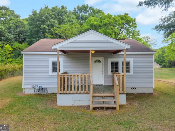 170 Savannah St, Hartwell, GA 30643