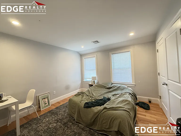 18 Bothwell Rd #1A — Photo 8
