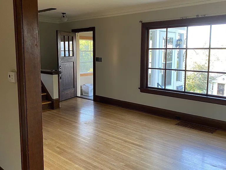 1425 Belmont Rd — Photo 4