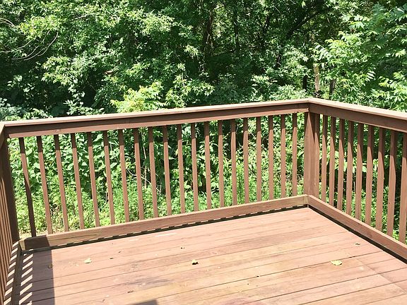2nd image of 431 Eagle Brook Dr