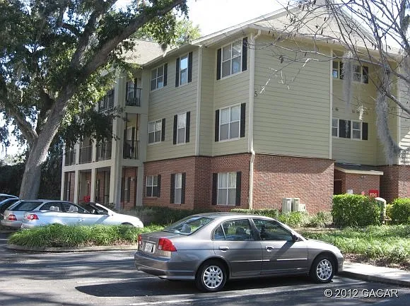 2360 SW Archer Rd #703 — Photo 13