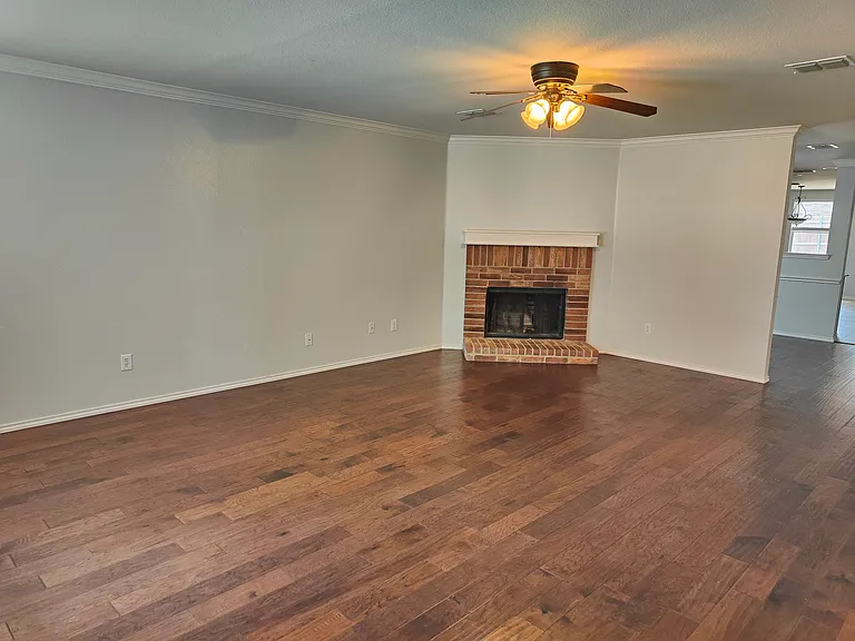 13179 Michelle Dr — Photo 3