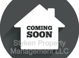 281 E Birch St #1, Kankakee, IL 60901