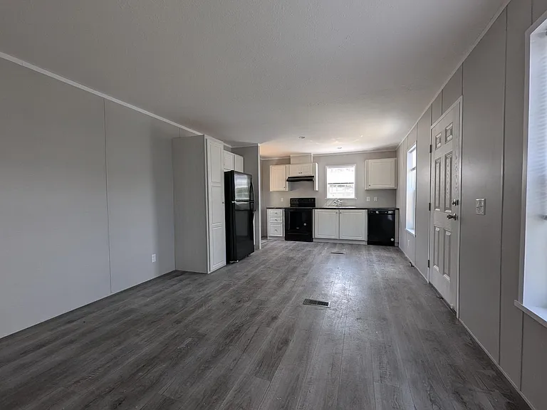 Kingsbrook Estates — Photo 14