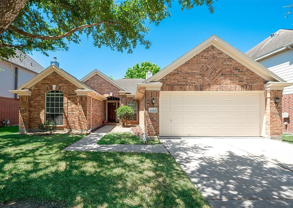 1st image of 10423 Thornhurn Ct