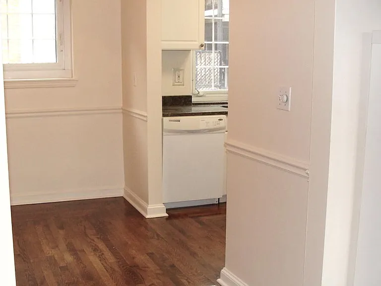 30 Saint Paul St — Photo 18