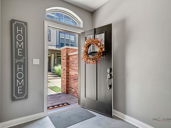5th image of 676 Parkside Ct