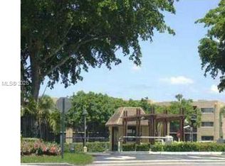 8025 SW 107th Ave APT 309, Miami, FL 33173