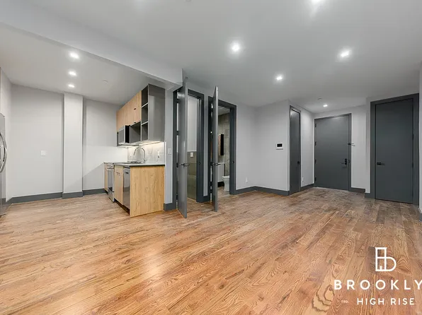 1461 Gates Avenue image 1 of 22