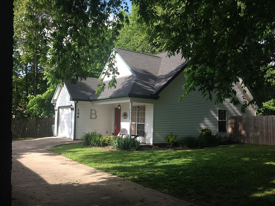 1st image of 146 W Vine St