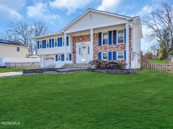 14 Brunswick Drive, Howell, NJ 07731