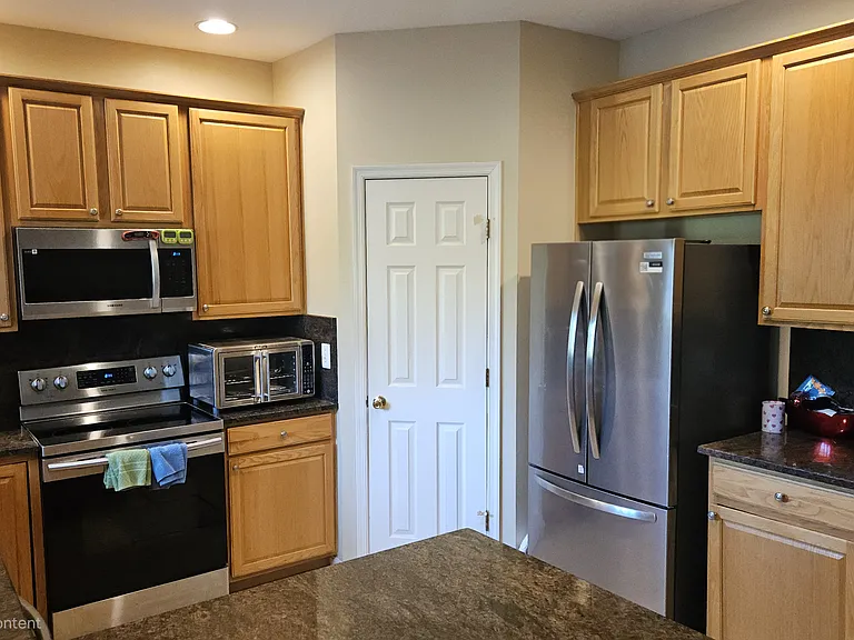 12327 Malvern Way — Photo 14