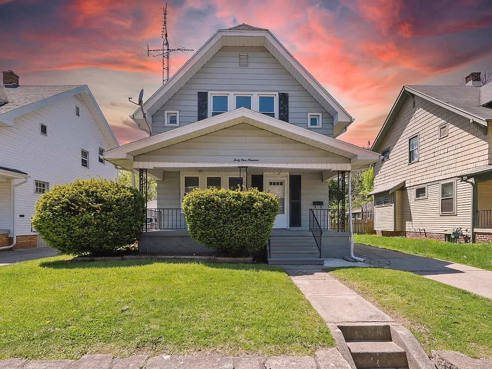 4119 Parrakeet Ave