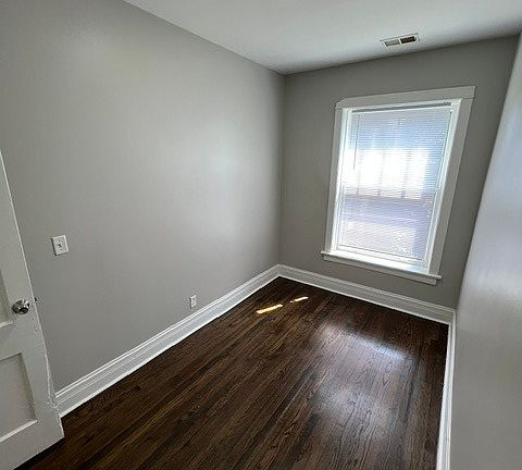 3rd image of 7216-18 S Evans Ave
