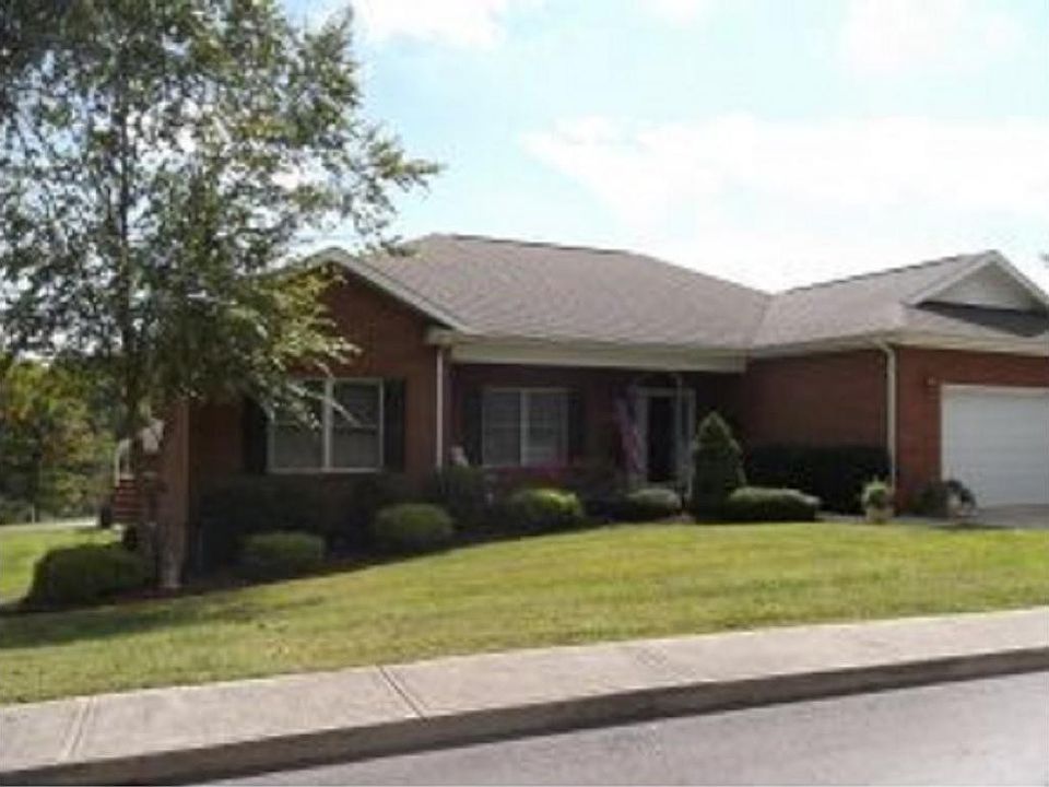 1st image of 116 Keeneland Cir #1