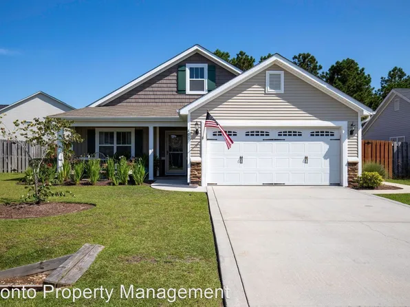 403 Salvo Ct, Holly Ridge, NC 28445