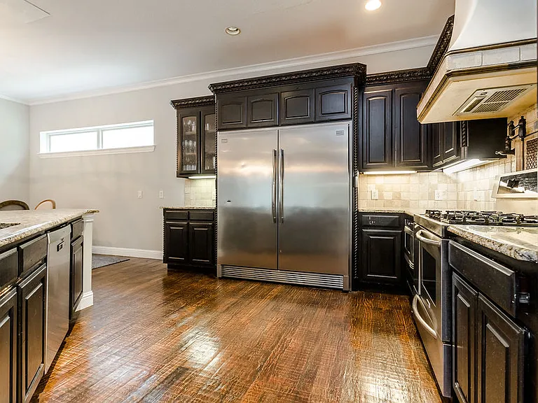 3817 Bowser Ave #C — Photo 34