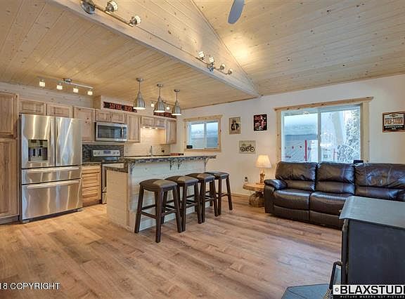 2nd image of 250 Bote Ln