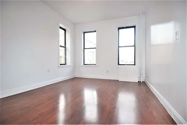 Rented by (Legacy) Tri Hill Realty Group LLC | media 2