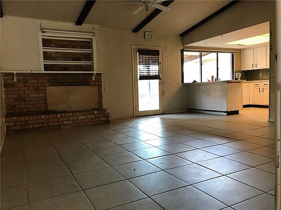 2nd image of 5714 Christie Ln