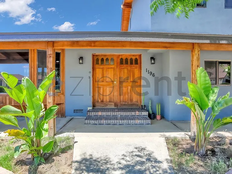 1196 Robinson Ct — Photo 1