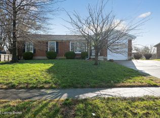 8811 Cottingham Way, Louisville, KY 40258