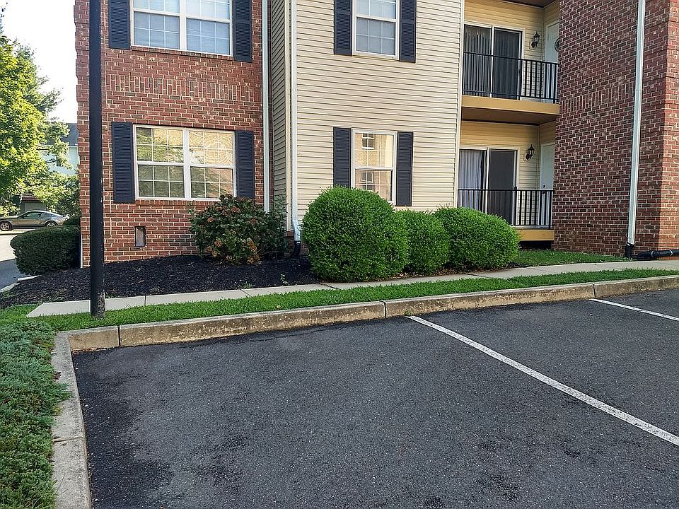 70 Park St 1-2, first floor