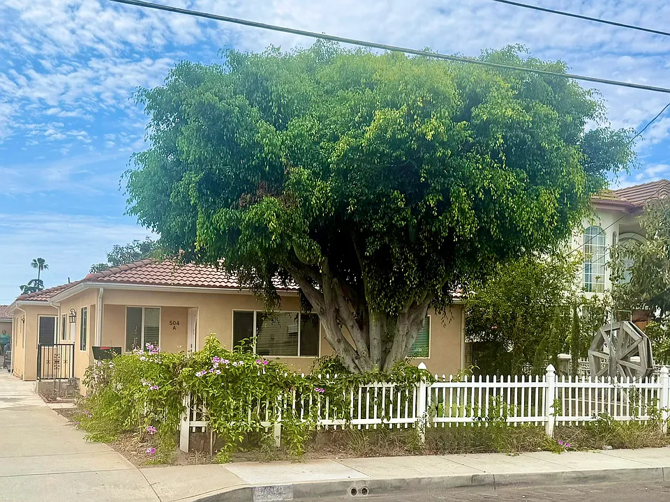 504 Dewey Ave