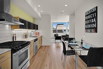5th image of 2351 Yale Ave E A #A