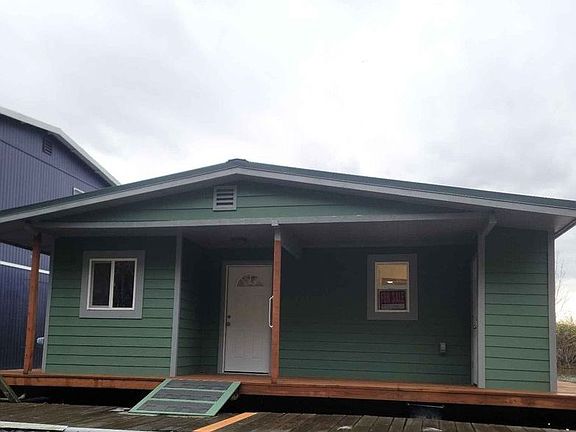 2nd image of 4911 NW 122nd St Slip 53