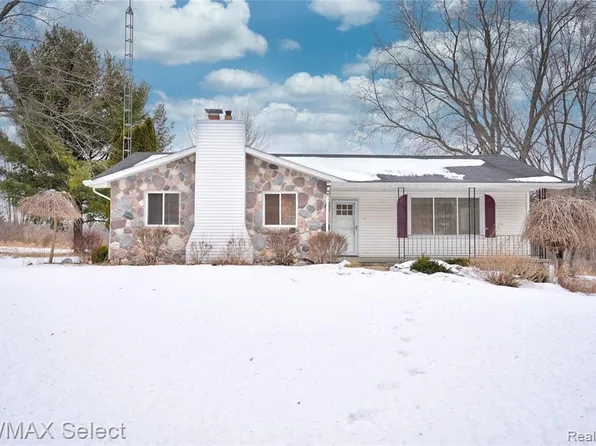 4054 Davison Rd, Lapeer, MI 48446