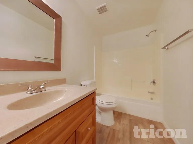 1447 S 231st Ln — Photo 21