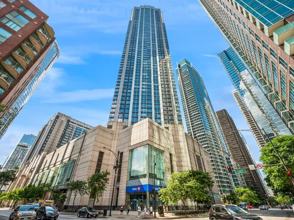 512 N McClurg Ct APT 2902, Chicago, IL 60611