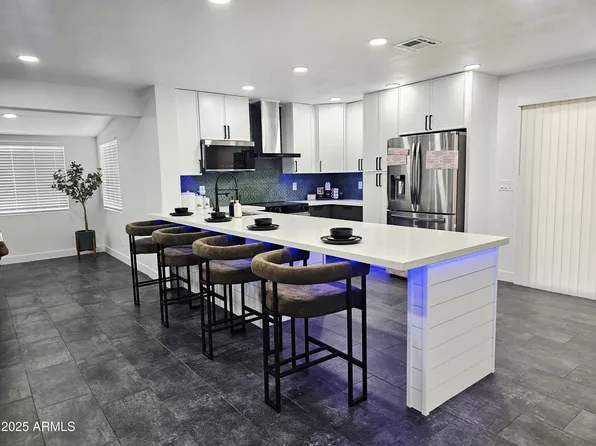 5040 N 69TH Drive, Glendale, AZ 85303