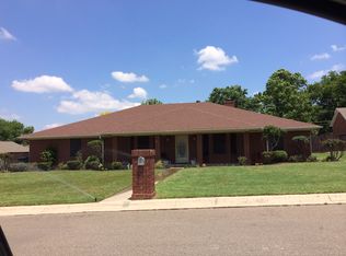 403 Brookview Dr, Decatur, TX 76234