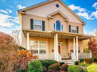 84 South St, Red Bank, NJ 07701