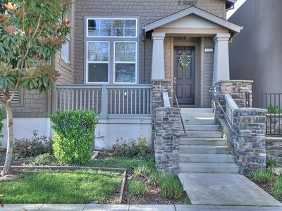 1616 D St, Sacramento, CA, 95814