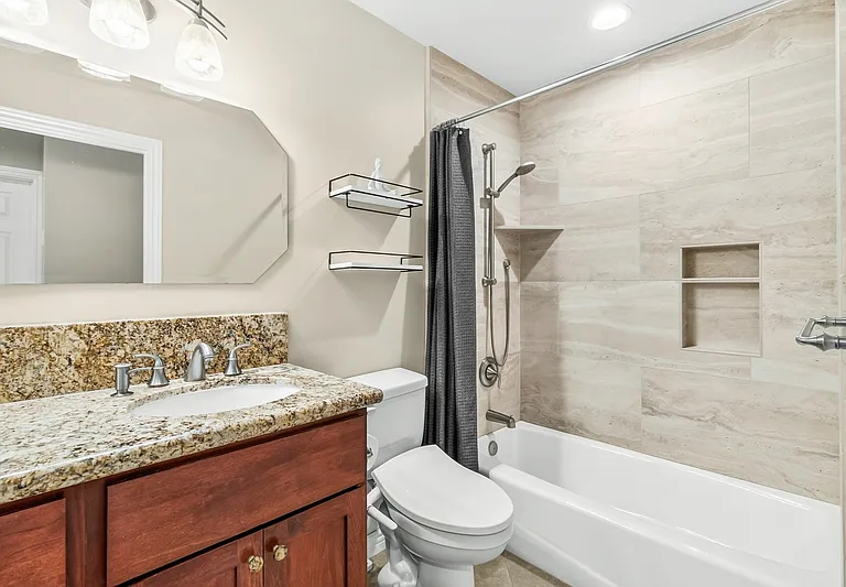 1115 Sayles Ct — Photo 14