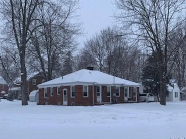 551 & 553 Northwestern Dr, Adrian, MI 49221