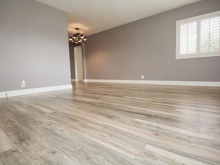 11433 Littchen St — Photo 4