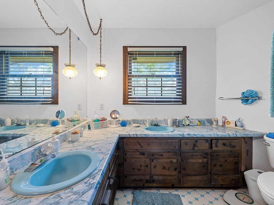 43rd image of this home