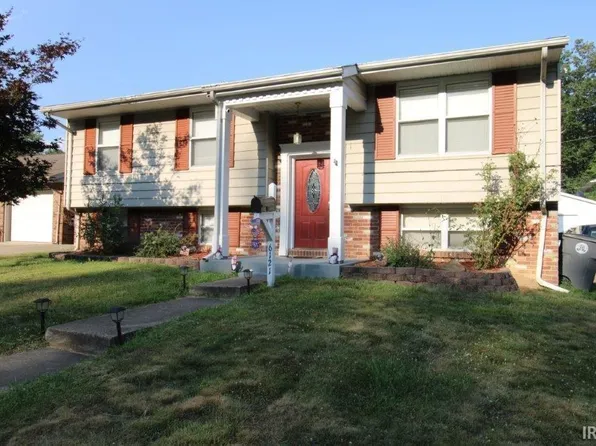 6121 Ashbrooke Rd, Evansville, IN 47710