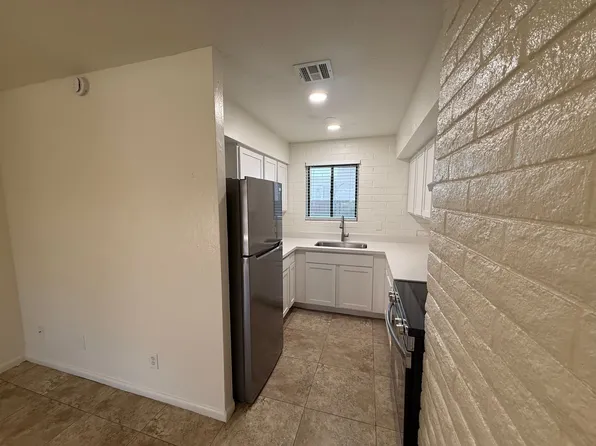 Garden-Style Living in Arcadia Lite | Move-In Specials Available