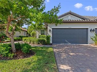 8060 Calle Canovas Ct, Naples, FL 34114