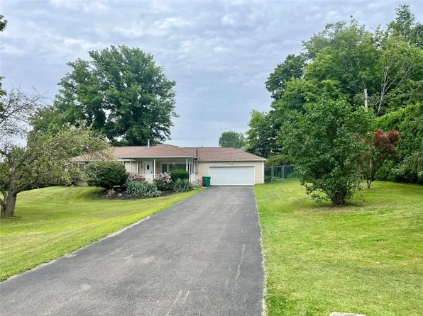 4201 Freeman Rd, Erie, PA 16510