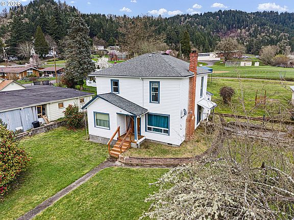 5th image of 106 S Main St