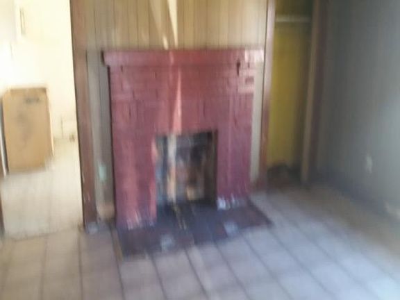 3rd image of 1297 Empire Ave